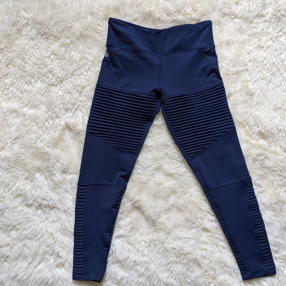 Workout Empire Regalia Curve Legging (1st Gen)